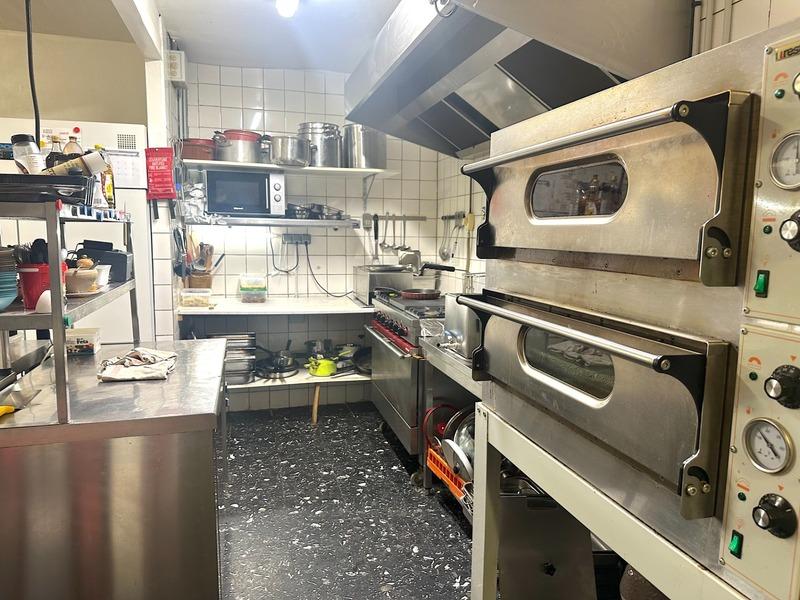 Fonds de commerce - 300 m²