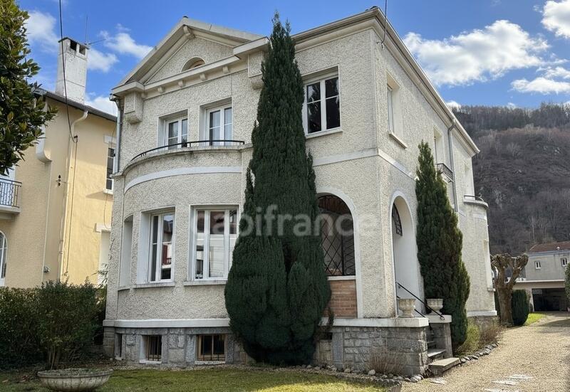 Maison bourgeoise - 153 m² - 5 pièces