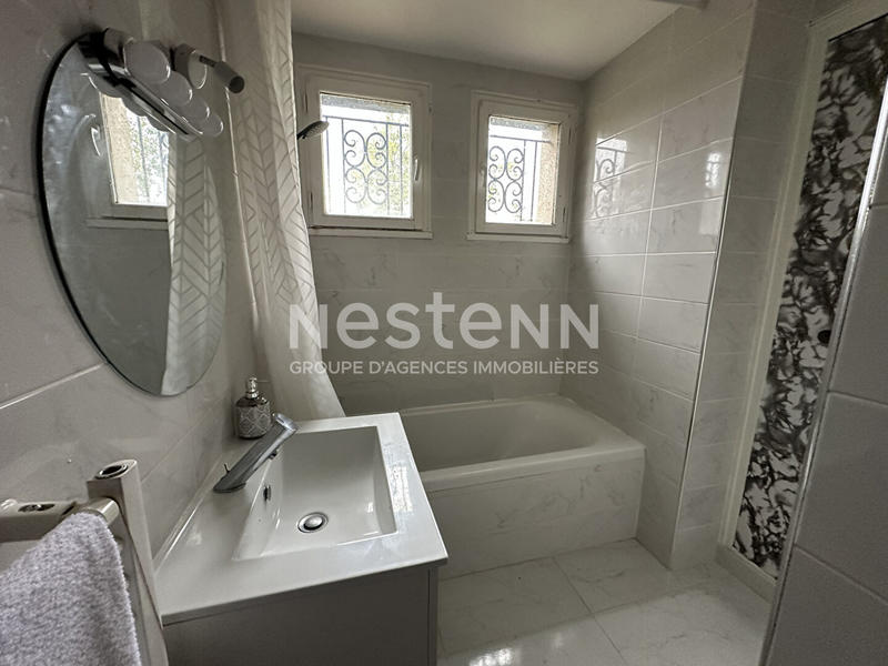 Maison - 190 m² - 8 pièces