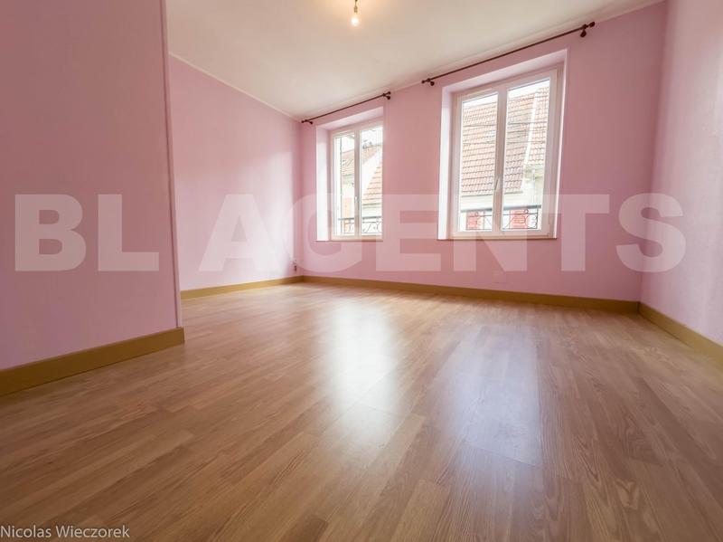 Maison de ville - 82 m² - 5 pièces