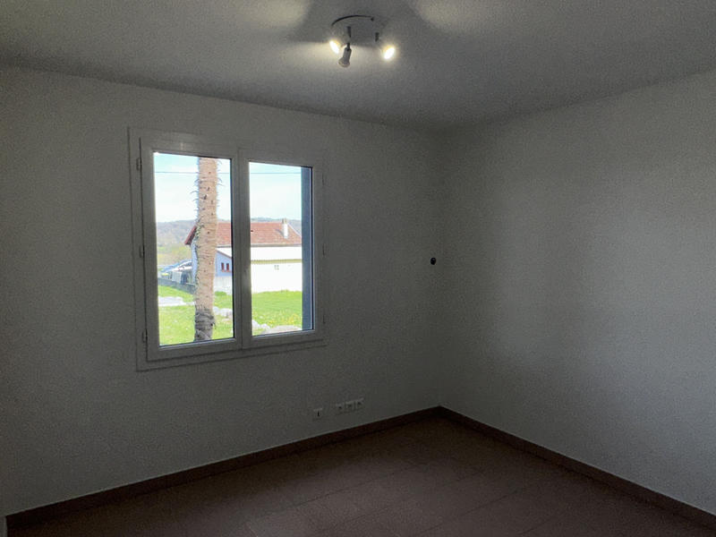 Local commercial - 197 m²