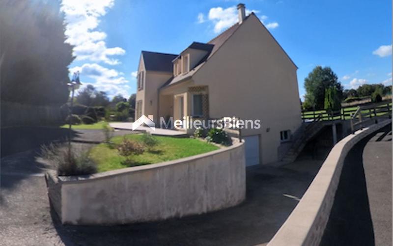 Maison traditionnelle - 186 m² - 8 pièces