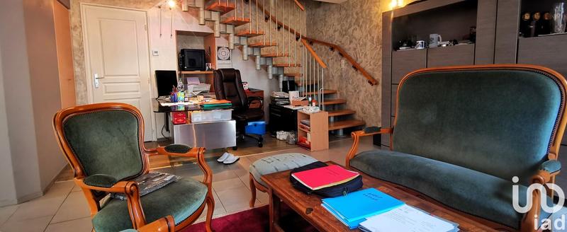 Maison - 204 m² - 9 pièces