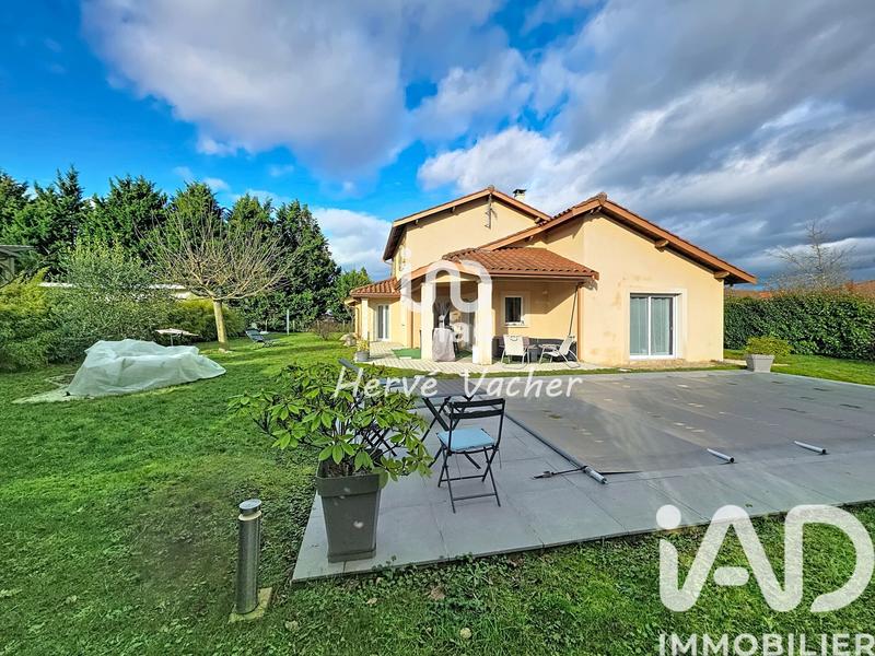 Maison - 141 m² - 5 pièces