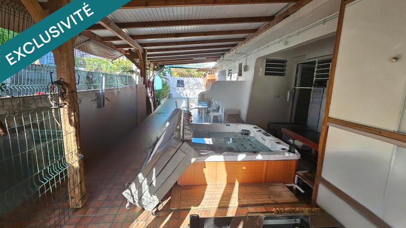 Maison - 400 m² - 11 pièces