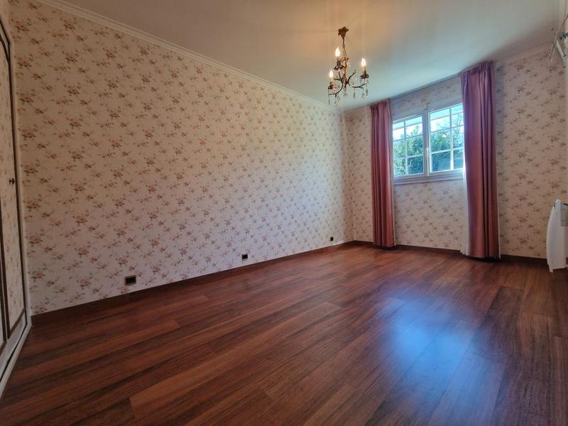 Maison - 101 m² - 5 pièces