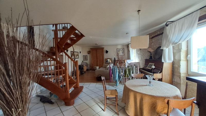 Maison en pierre - 120 m² - 5 pièces