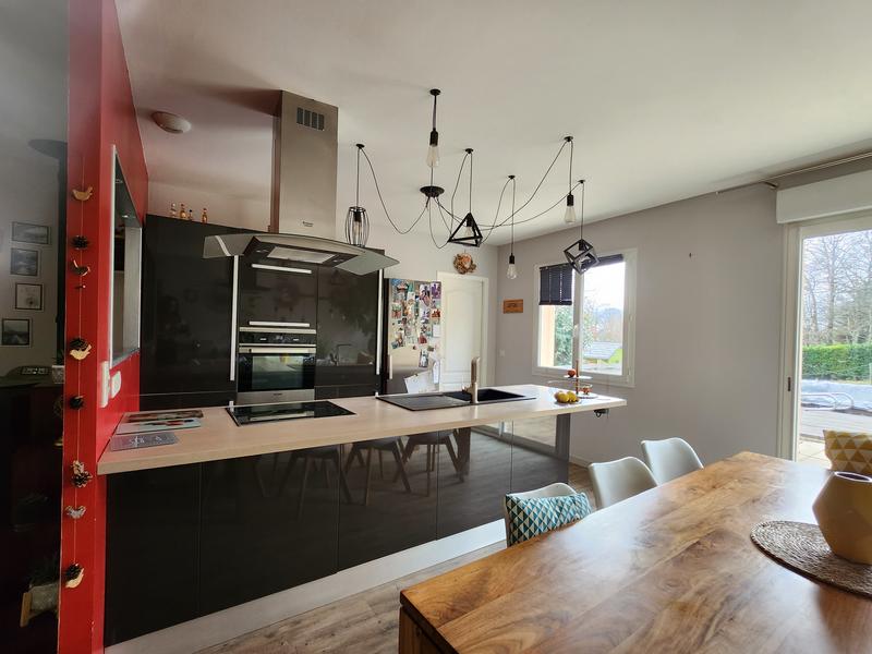 Maison - 88 m² - 5 pièces