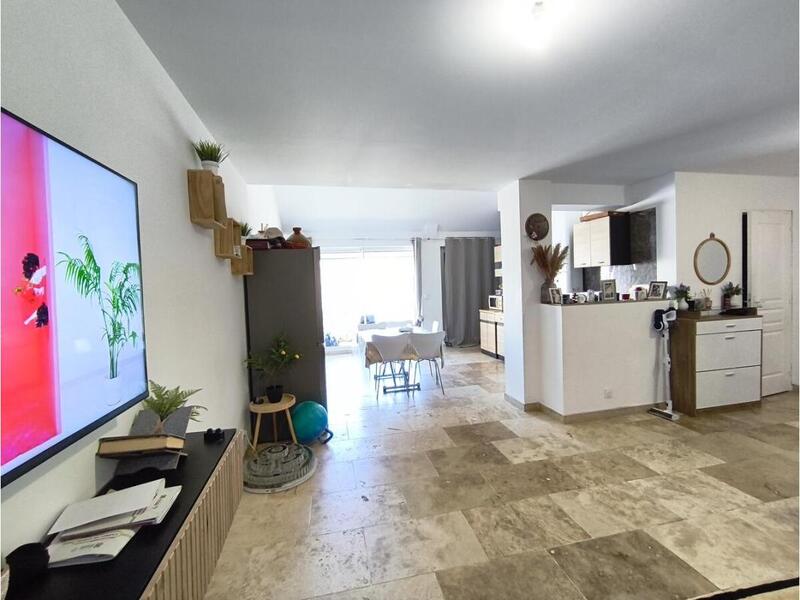 Appartement - 72 m² - 3 pièces