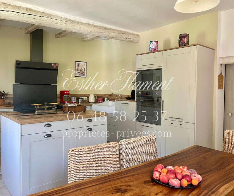 Demeure - 268 m² - 10 pièces