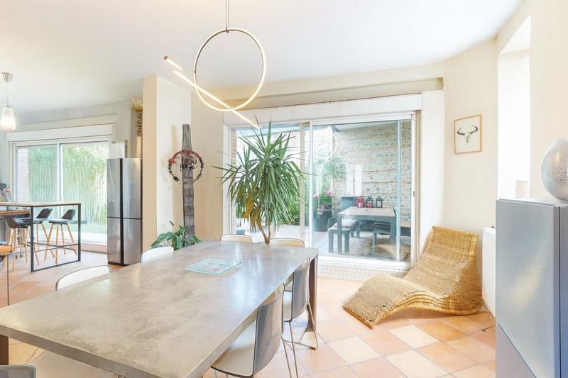 Maison - 217 m² - 4 pièces