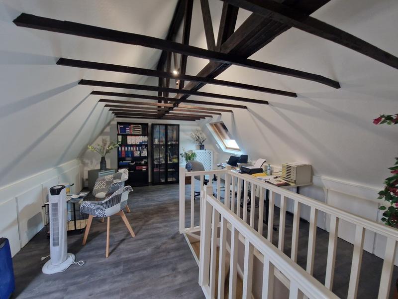 Maison - 173 m² - 11 pièces