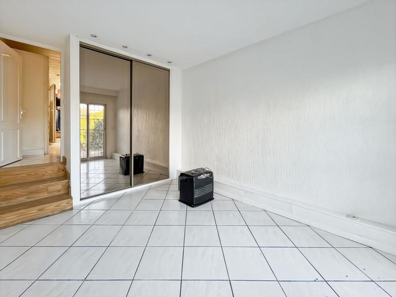 Maison - 107 m² - 5 pièces