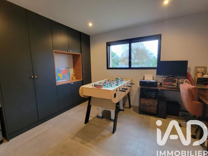 Maison - 200 m² - 5 pièces