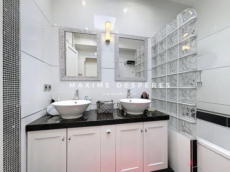 Appartement - 117 m² - 4 pièces