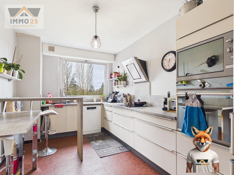 Appartement - 126 m² - 6 pièces