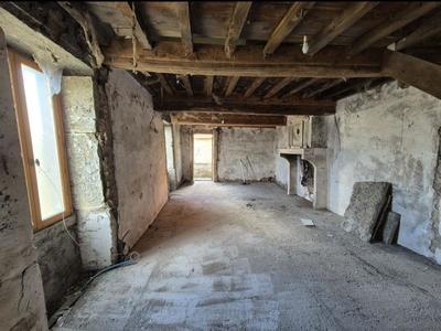 Maison - 150 m² - 3 pièces