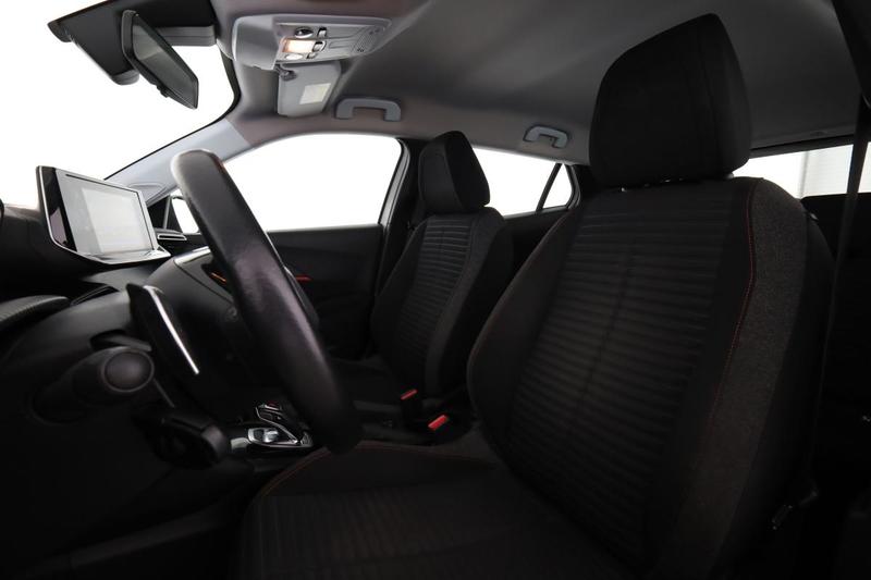 Peugeot 2008 1.2 PureTech Active Eat8 131 ch