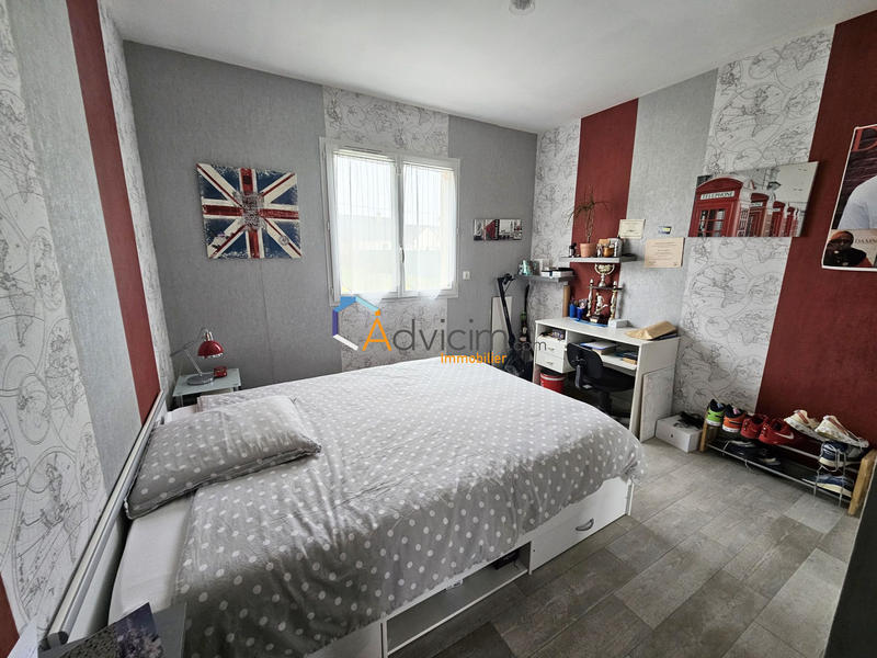 Maison - 170 m² - 7 pièces