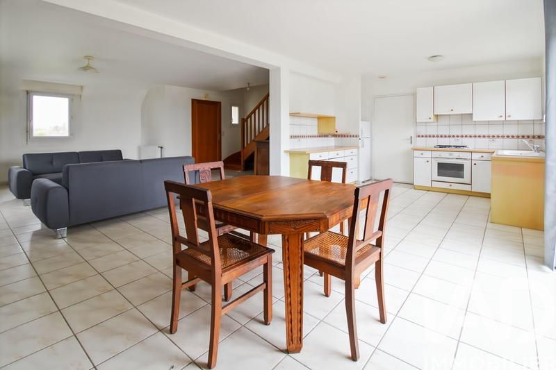 Maison - 94 m² - 4 pièces