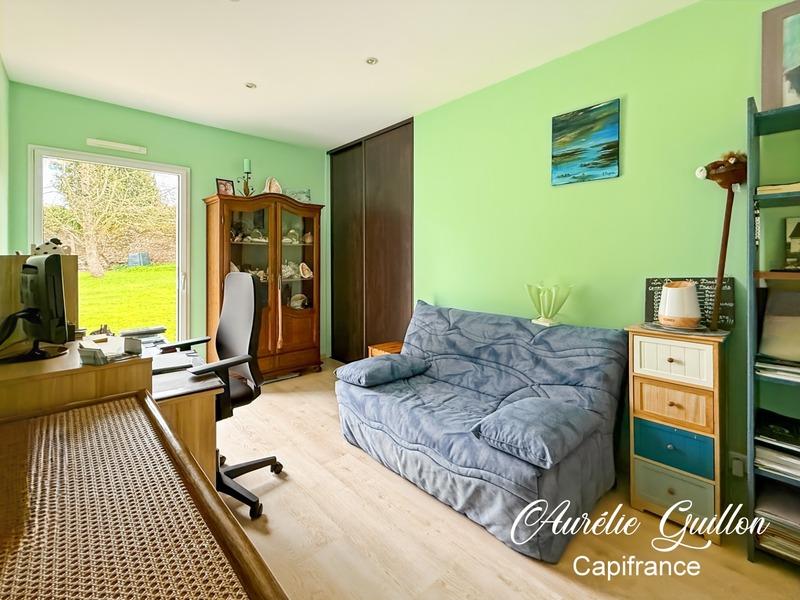 Maison - 254 m² - 9 pièces