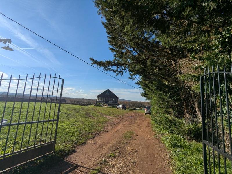 Maison - 225 m² - 11 pièces