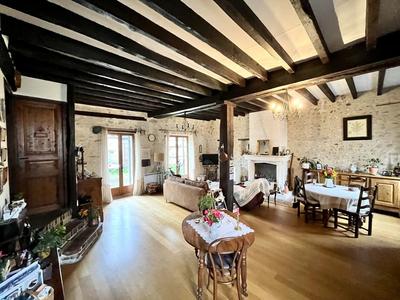 Maison - 135 m² - 5 pièces