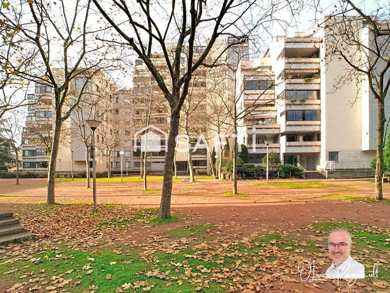 Appartement - 84 m² - 4 pièces