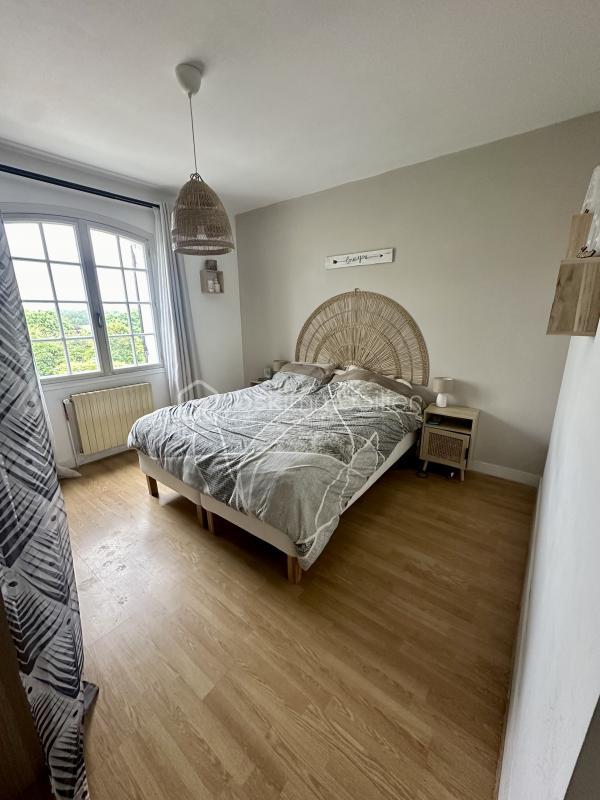 Maison - 96 m² - 4 pièces