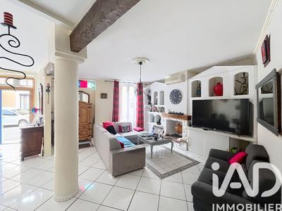 Maison - 280 m² - 8 pièces