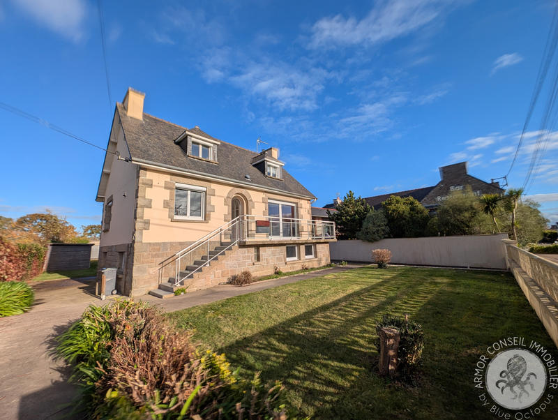 Maison - 100 m² - 5 pièces