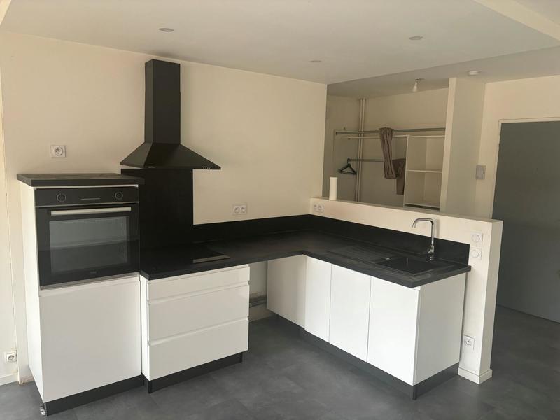 Appartement - 80 m² - 4 pièces