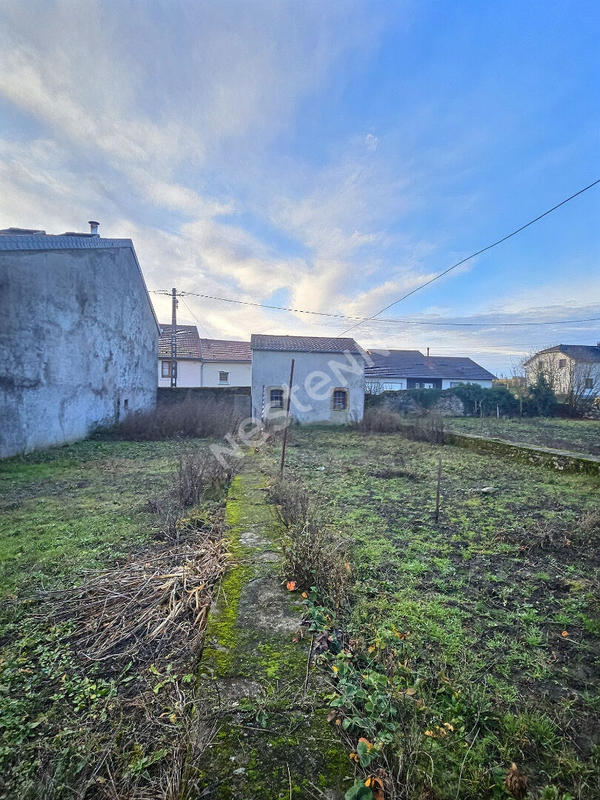 Maison - 208 m² - 8 pièces