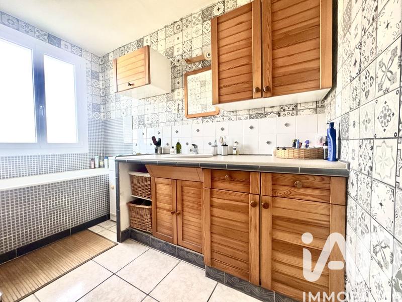 Appartement - 86 m² - 4 pièces