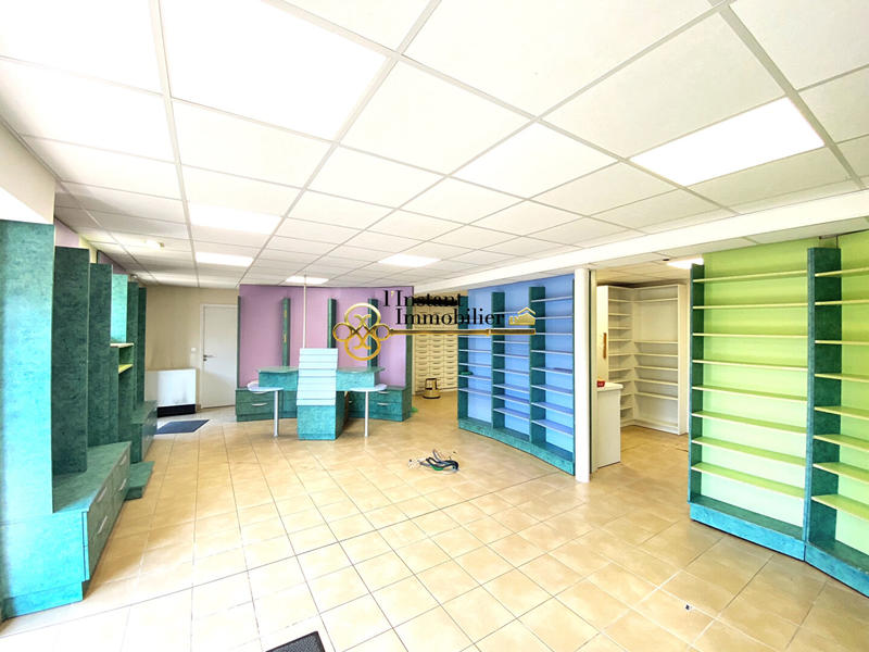 Local d'activités - 170 m²