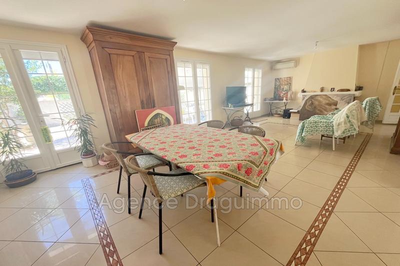 Maison - 284 m² - 7 pièces