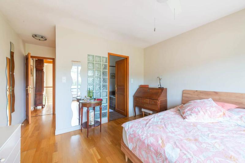 Maison - 173 m² - 7 pièces