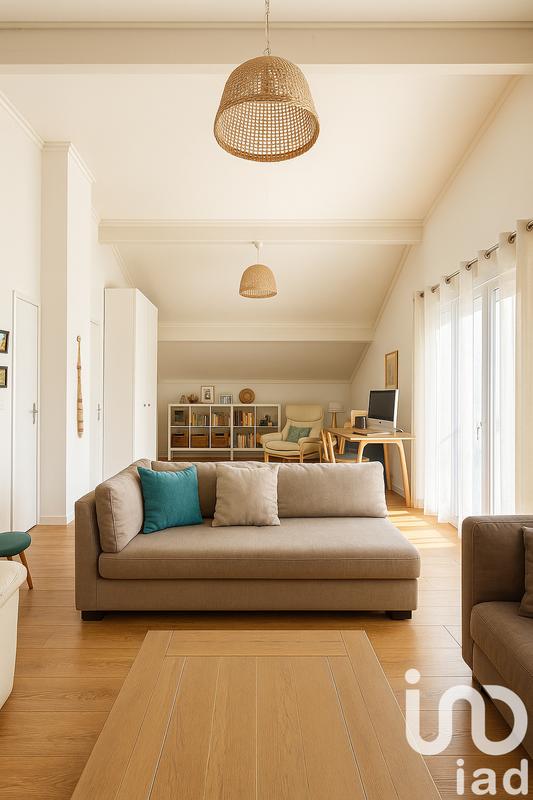 Maison - 225 m² - 6 pièces