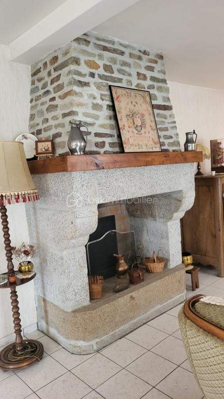 Maison de village - 200 m² - 9 pièces