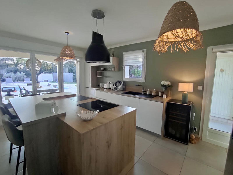 Maison - 183 m² - 6 pièces