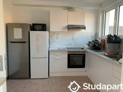 Chambre - 9 m² - 1 pièce