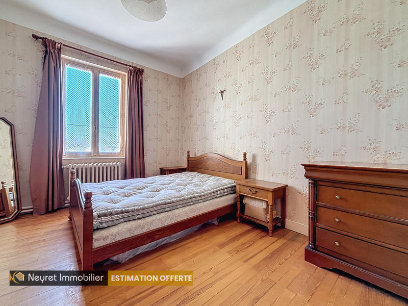 Maison - 149 m² - 7 pièces