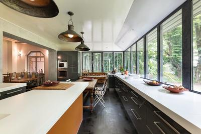 Demeure - 363 m² - 9 pièces