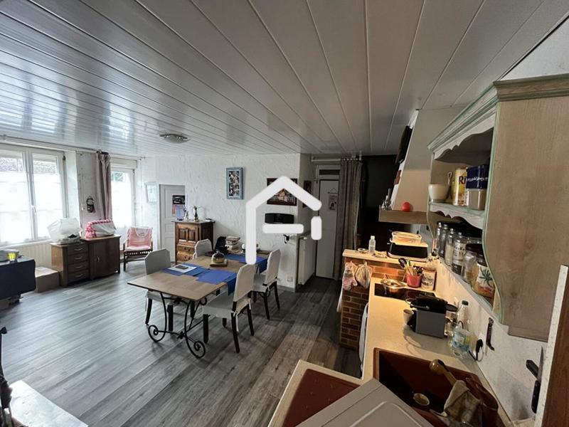 Maison - 90 m² - 5 pièces