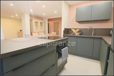 Appartement - 76 m² - 5 pièces