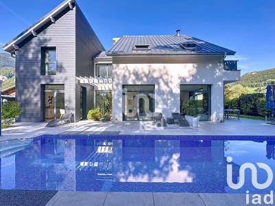 Maison de maîtres - 198 m² - 7 pièces