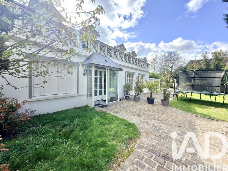 Maison - 165 m² - 7 pièces