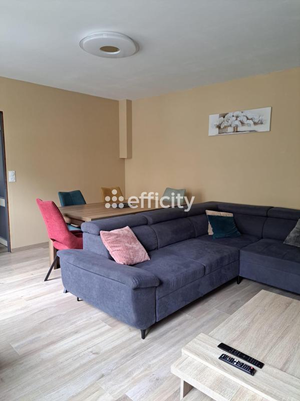 Maison de ville - 80 m² - 5 pièces