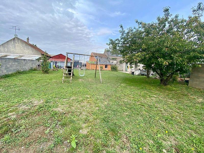 Maison - 88 m² - 4 pièces