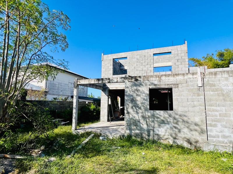 Maison - 198 m² - 10 pièces